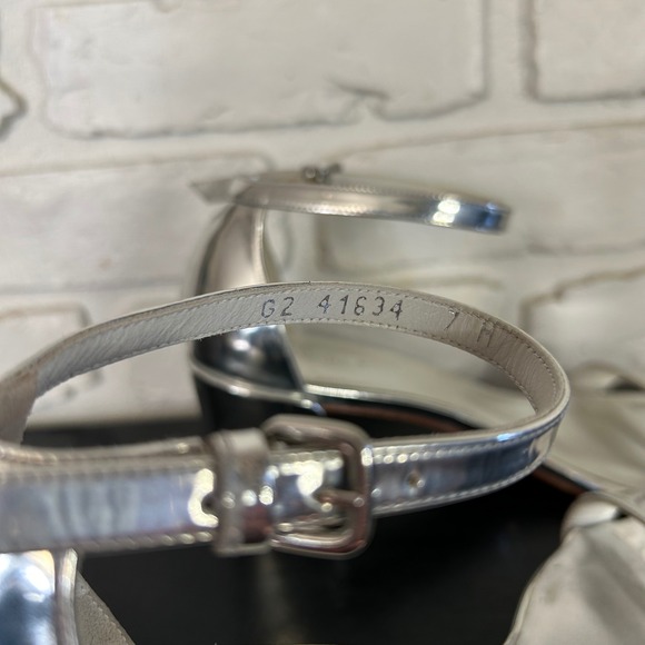 Stuart Weitzman Silver Metallic Block Heel Sandals‎ Women's Size 7 - Picture 5 of 7